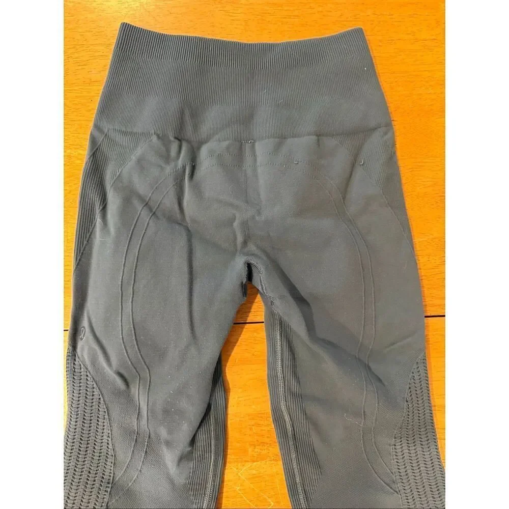 Lululemon Flow And Go CropSeamless Leggings Size S blue